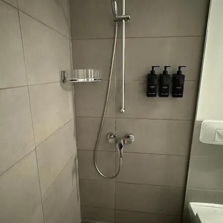 Sonnige Im Zentrum Mit Terrasse U Tiefgarage - Netflix & Prime *