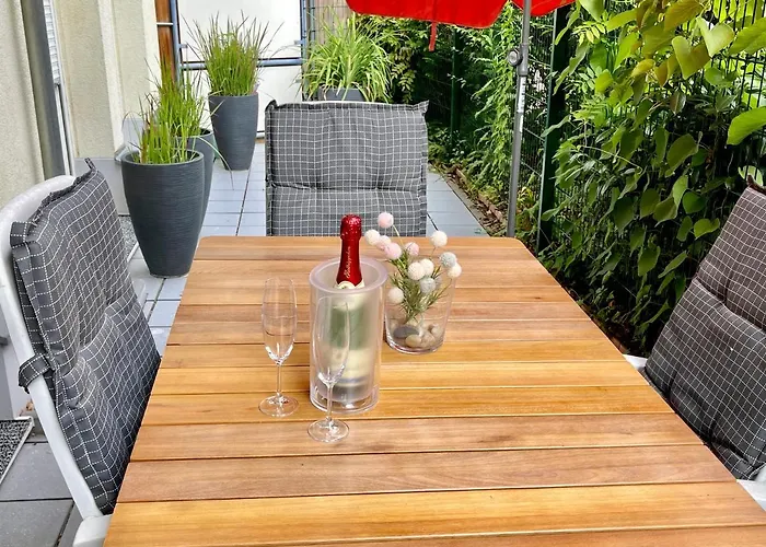 Sonnige Im Zentrum Mit Terrasse U Tiefgarage - Netflix & Prime * Lipsia