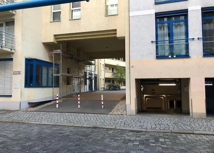 Sonnige Im Zentrum Mit Terrasse U Tiefgarage - Netflix & Prime Appartamento