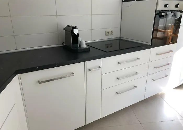 Sonnige Im Zentrum Mit Terrasse U Tiefgarage - Netflix & Prime Lipsk